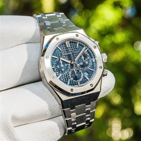 i want to buy a used audemars piguet royal oak|audemars piguet royal oak backside.